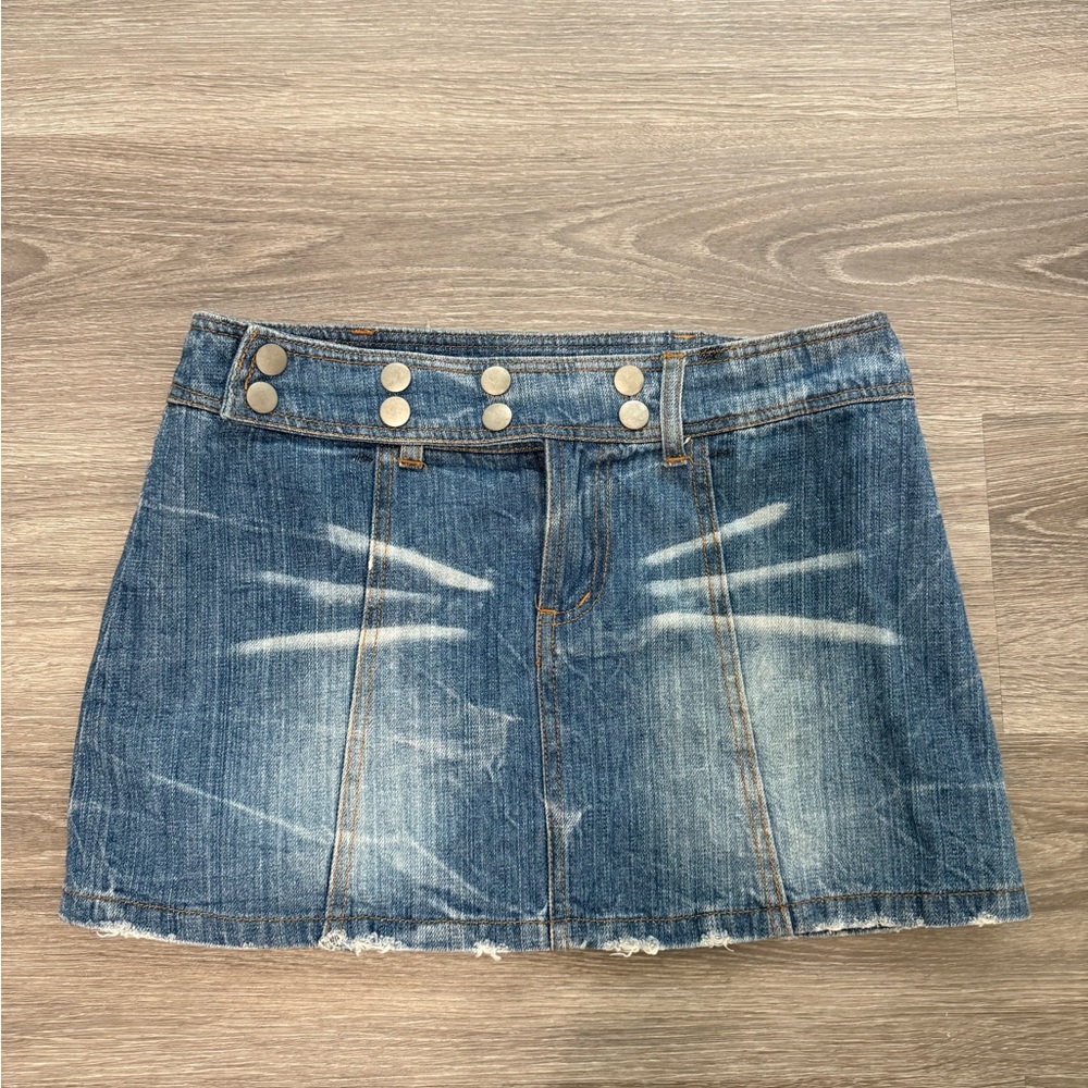 Vintage mini jean skirt
